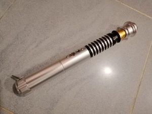 Metal Hilt Heavy Dueling Obi-wan Kenob Lightsaber from Star The Wars with Electronics photo review
